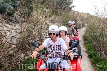 studenți on a quad bike tour of Gozo