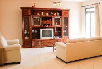 sufragerie of a Maltese familie gazdă